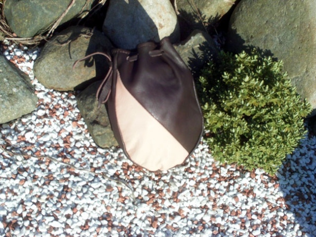 leather colour pouch